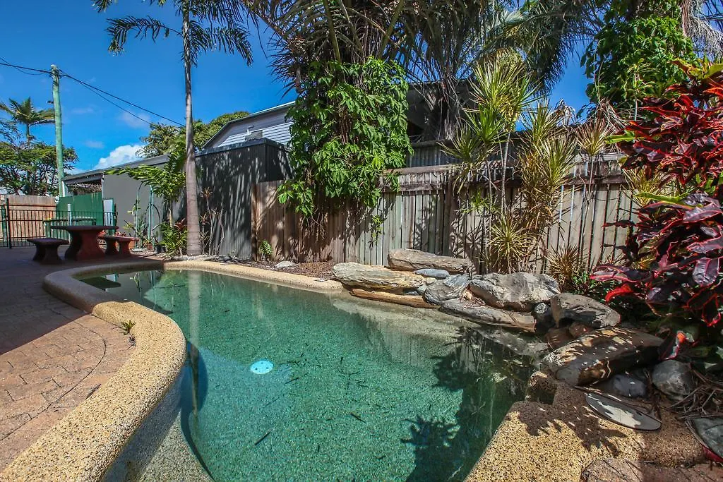 Ryan'S Rest Boutique Accommodation Cairns Guest house
